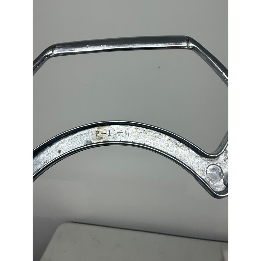Corning Ware Pyrex Casserole Holder Stand Cradle P-11-M Metal Trivet Serving - Picture 2 of 4